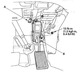 Honda CR-V. Accelerator Pedal Module Removal/Installation